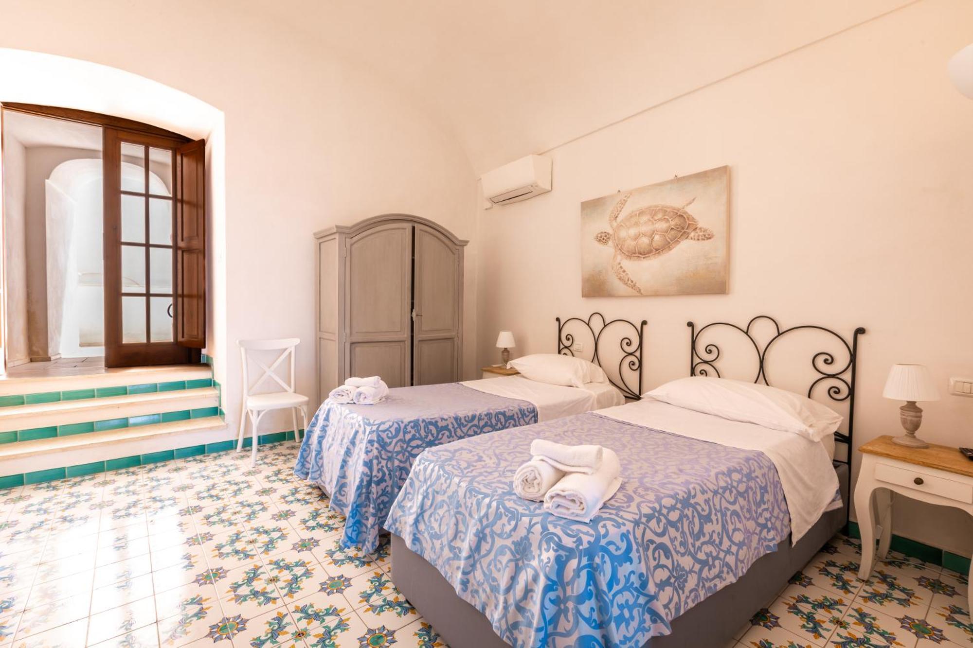 Hotel Torre Dei Borboni Ponza Eksteriør billede