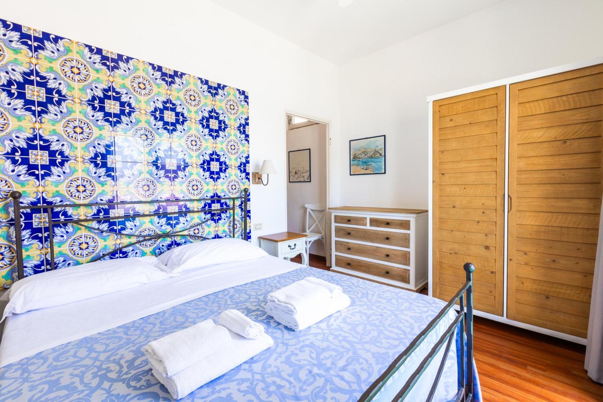 Hotel Torre Dei Borboni Ponza Eksteriør billede