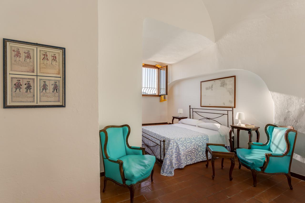 Hotel Torre Dei Borboni Ponza Eksteriør billede