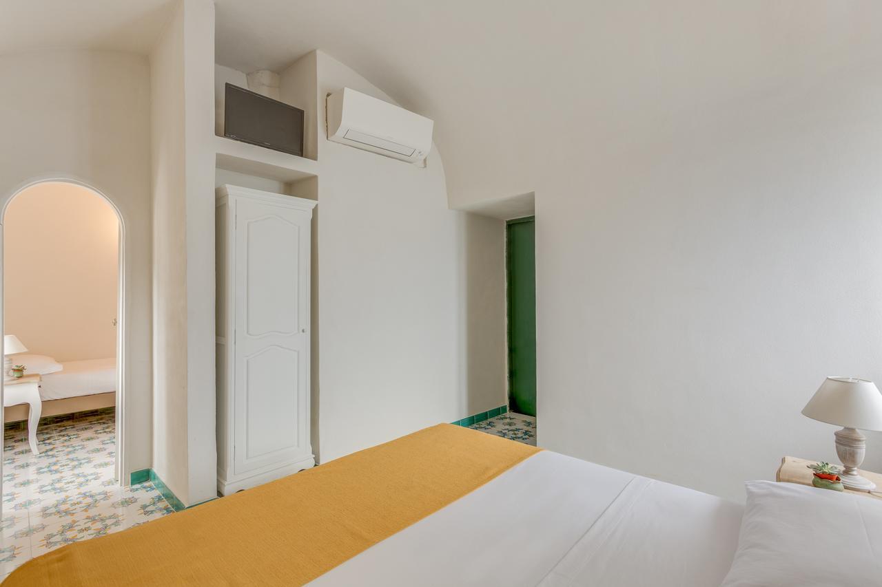 Hotel Torre Dei Borboni Ponza Eksteriør billede