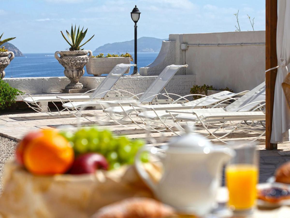 Hotel Torre Dei Borboni Ponza Eksteriør billede