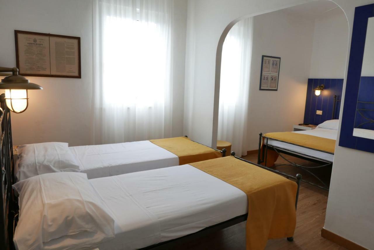 Hotel Torre Dei Borboni Ponza Eksteriør billede