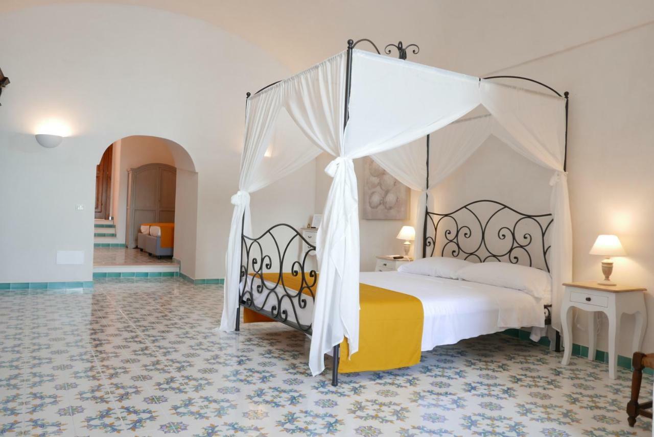 Hotel Torre Dei Borboni Ponza Eksteriør billede
